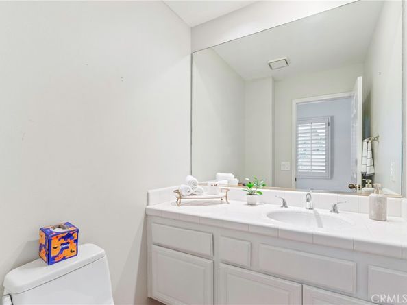 7 Altair 7, Irvine CA 92603