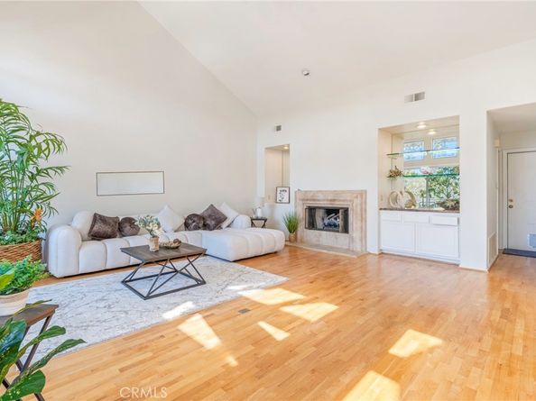7 Altair 7, Irvine CA 92603