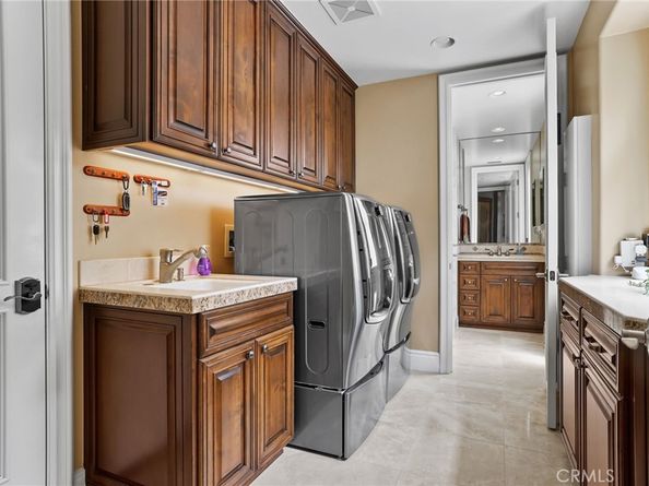 34 Balboa Coves, Newport Beach CA 92663