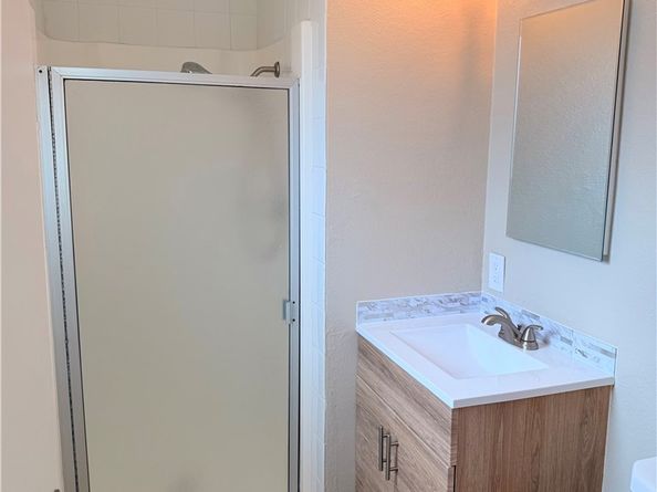 648 Flora, Oceanside CA 92057