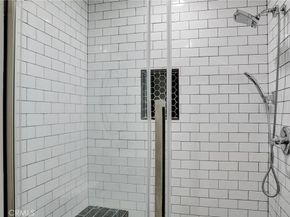 1185 Hauser Boulevard, Los Angeles CA 90019