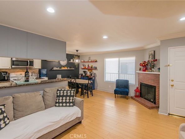 7045 Woodley Avenue 218, Van Nuys CA 91406