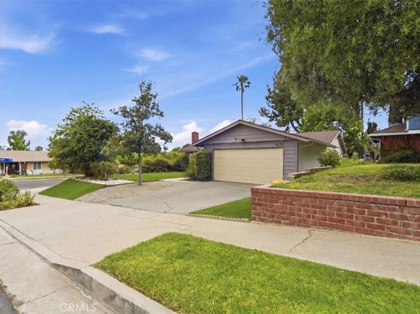 9533 Frankirst, North Hills CA 91343