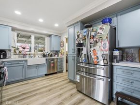 9533 Frankirst, North Hills CA 91343