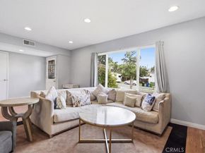 9533 Frankirst, North Hills CA 91343