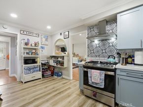 9533 Frankirst, North Hills CA 91343
