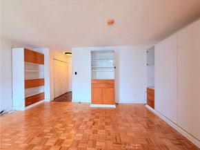 960 Larrabee 317, West Hollywood CA 90069