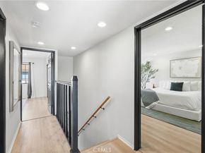 11127 La Maida 9, North Hollywood CA 91601