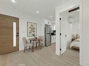 20528 Hamlin Street, Winnetka CA 91306