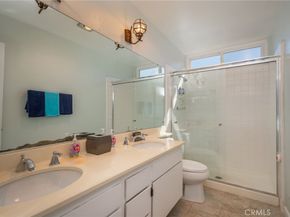 18319 Collins, Tarzana CA 91356