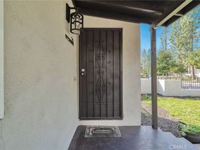 70 W Claremont St, Pasadena CA 91103