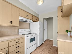 114 N Eucalyptus Avenue 7, Inglewood CA 90301