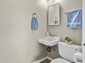 114 N Eucalyptus Avenue 7, Inglewood CA 90301