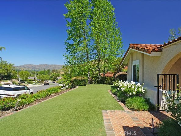5816 Carell Avenue, Agoura Hills CA 91301