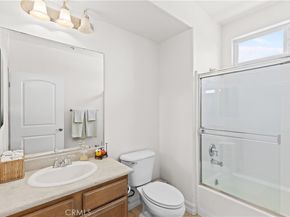 14343 Burbank Boulevard 301, Sherman Oaks CA 91401