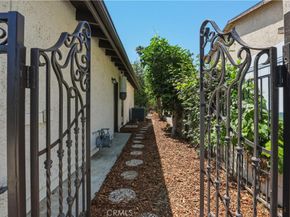 9521 Yolanda, Northridge CA 91324