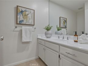 9521 Yolanda, Northridge CA 91324