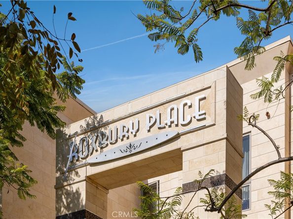 1318 Roxbury S 210, Los Angeles CA 90035