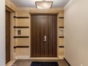 1318 Roxbury S 210, Los Angeles CA 90035