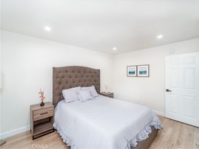 23304 W Vail, West Hills CA 91307