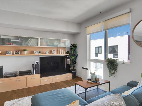 1234 Wilshire Boulevard 527, Los Angeles CA 90017