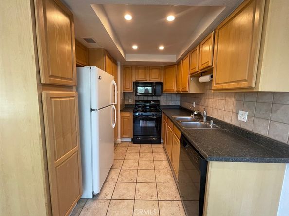 830 N Dalton Avenue 210, Azusa CA 91702