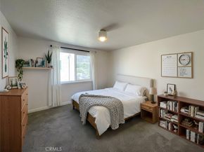 830 N Dalton Avenue 210, Azusa CA 91702