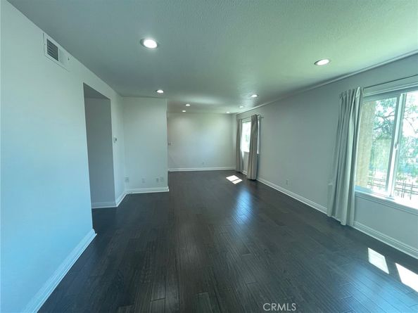 830 N Dalton Avenue 210, Azusa CA 91702