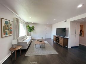 830 N Dalton Avenue 210, Azusa CA 91702