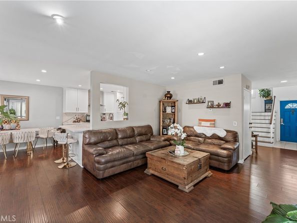 12331 Carl Street, Pacoima CA 91331