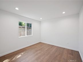 7445 Balcom Avenue, Reseda CA 91335