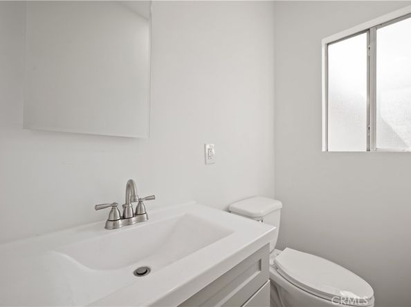 7445 Balcom Avenue, Reseda CA 91335