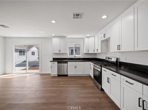 7445 Balcom Avenue, Reseda CA 91335