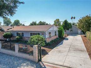 7445 Balcom Avenue, Reseda CA 91335