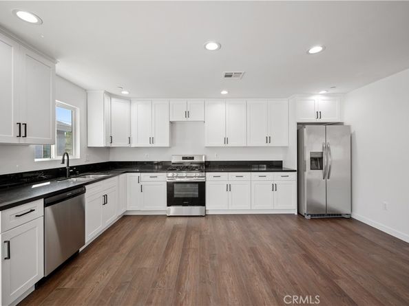 7445 Balcom Avenue, Reseda CA 91335