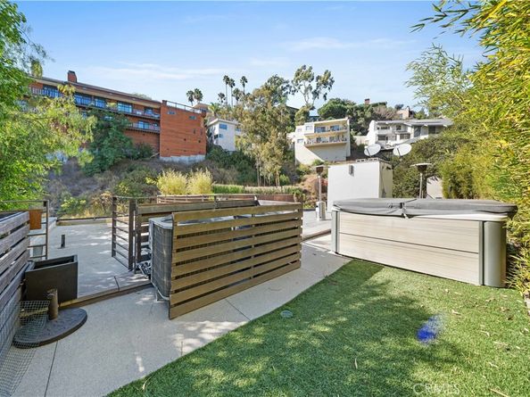 1414 Dawnridge Drive, Beverly Hills CA 90210