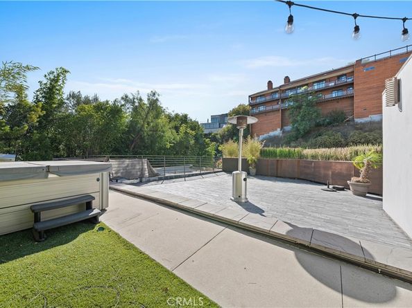 1414 Dawnridge Drive, Beverly Hills CA 90210