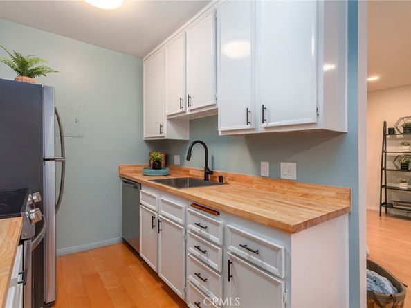 1735 N Fuller Avenue 425, Los Angeles CA 90046