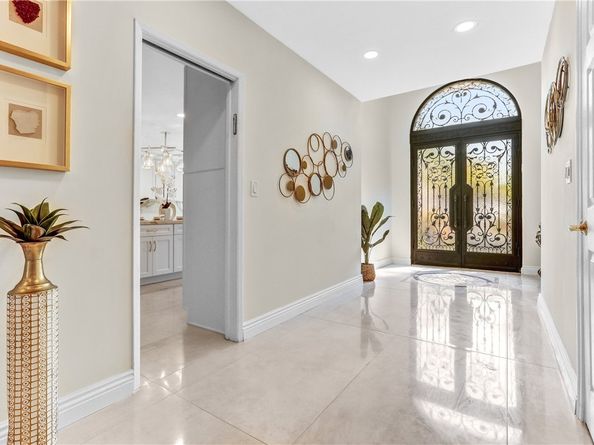 5115 Boda Place, Woodland Hills CA 91367