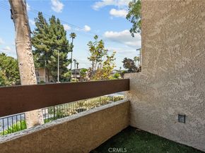 18958 Sherman Way 17, Reseda CA 91335