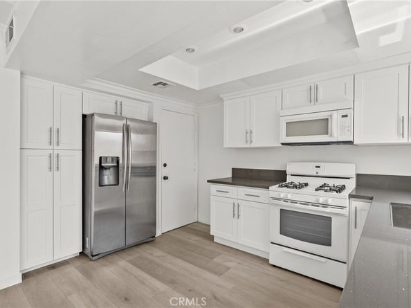 18958 Sherman Way 17, Reseda CA 91335
