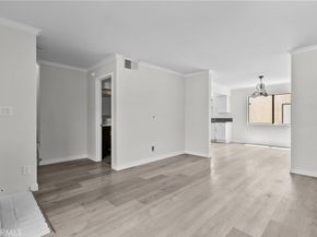 18958 Sherman Way 17, Reseda CA 91335