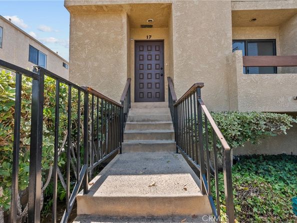 18958 Sherman Way 17, Reseda CA 91335