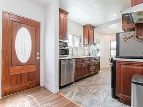 533 Hawthorne Street, Glendale CA 91204