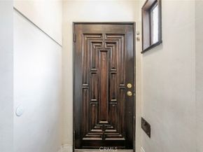 533 Hawthorne Street, Glendale CA 91204