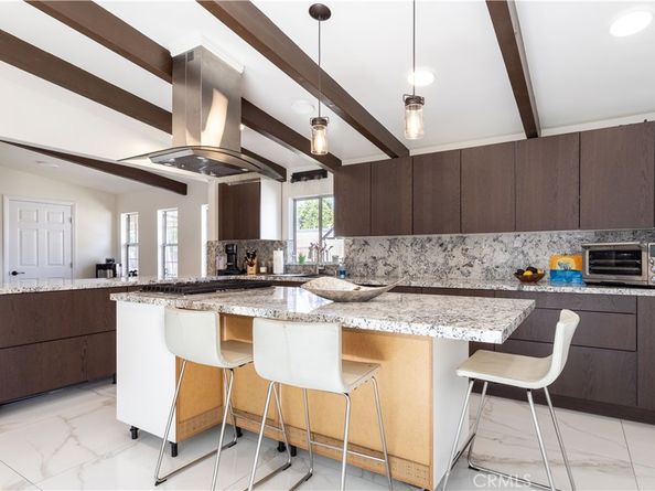 19516 Blythe Street, Reseda CA 91335