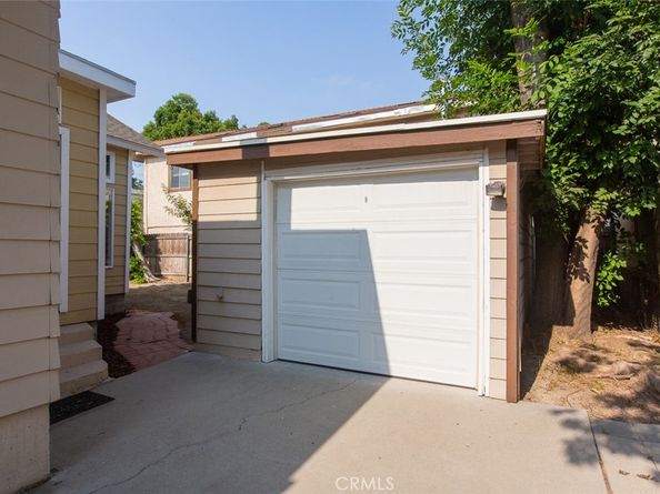 1417 Monterey Avenue, Monrovia CA 91016