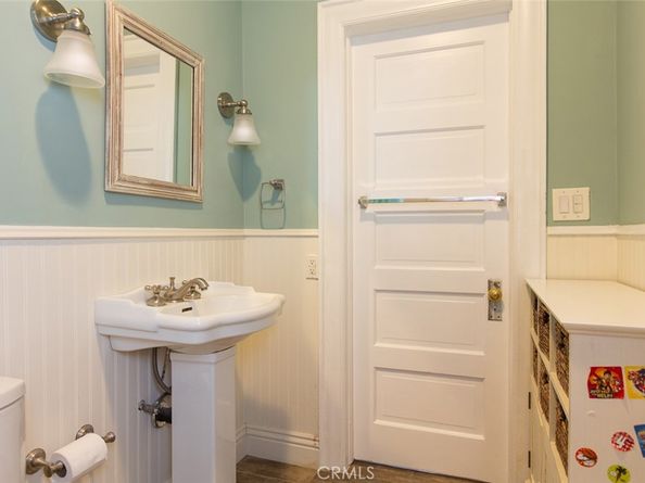 1417 Monterey Avenue, Monrovia CA 91016