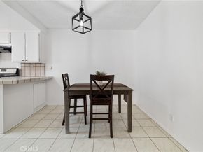 13534 Cordary Avenue 14, Hawthorne CA 90250