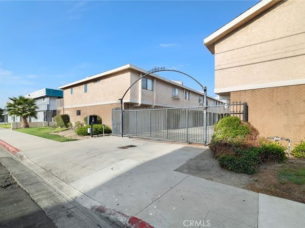 13534 Cordary Avenue 14, Hawthorne CA 90250